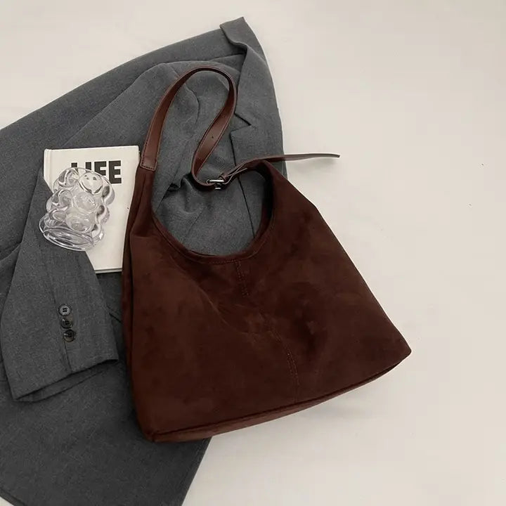  SIMPLE TOTE