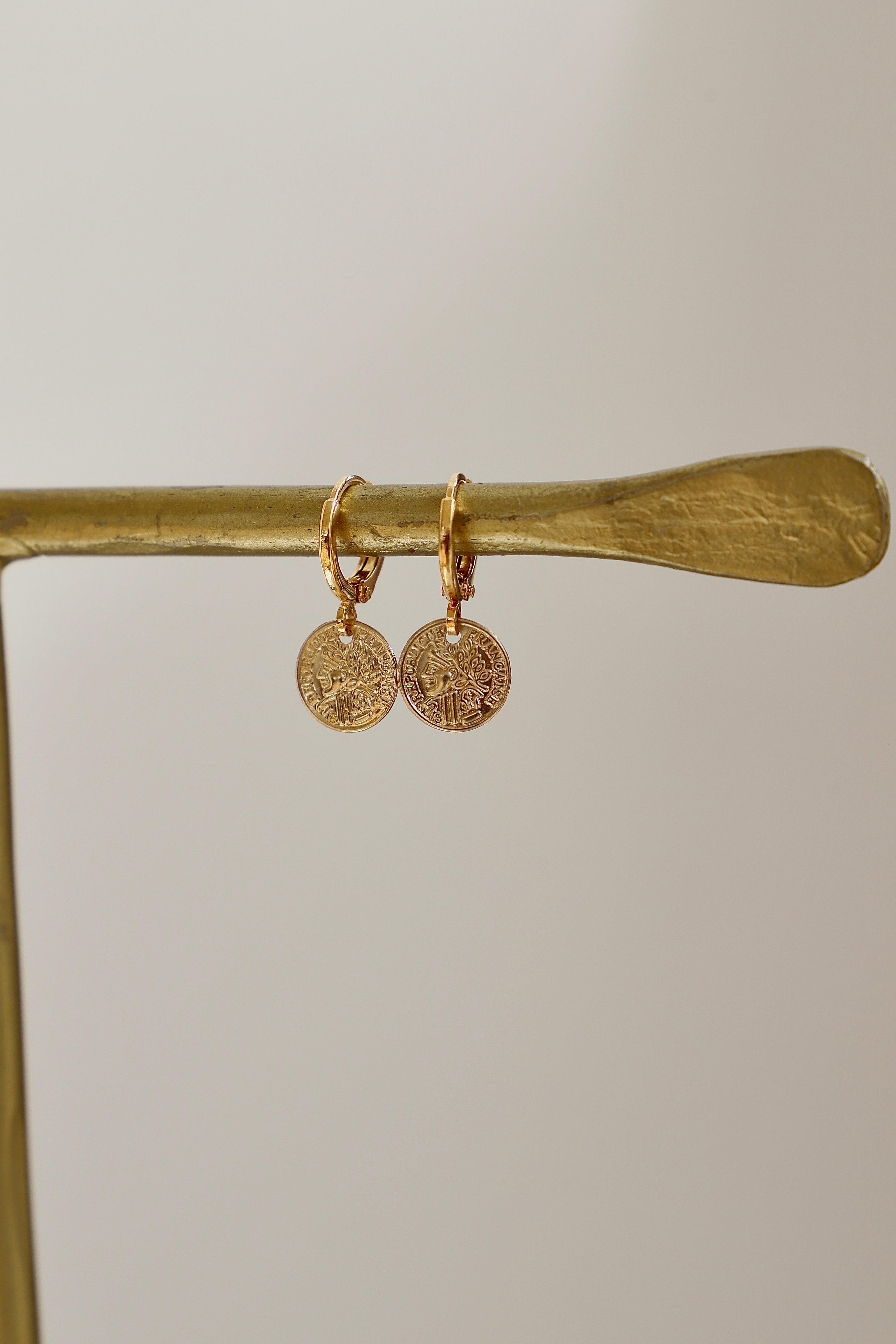  PETITE COIN HUGGIE EARRINGS