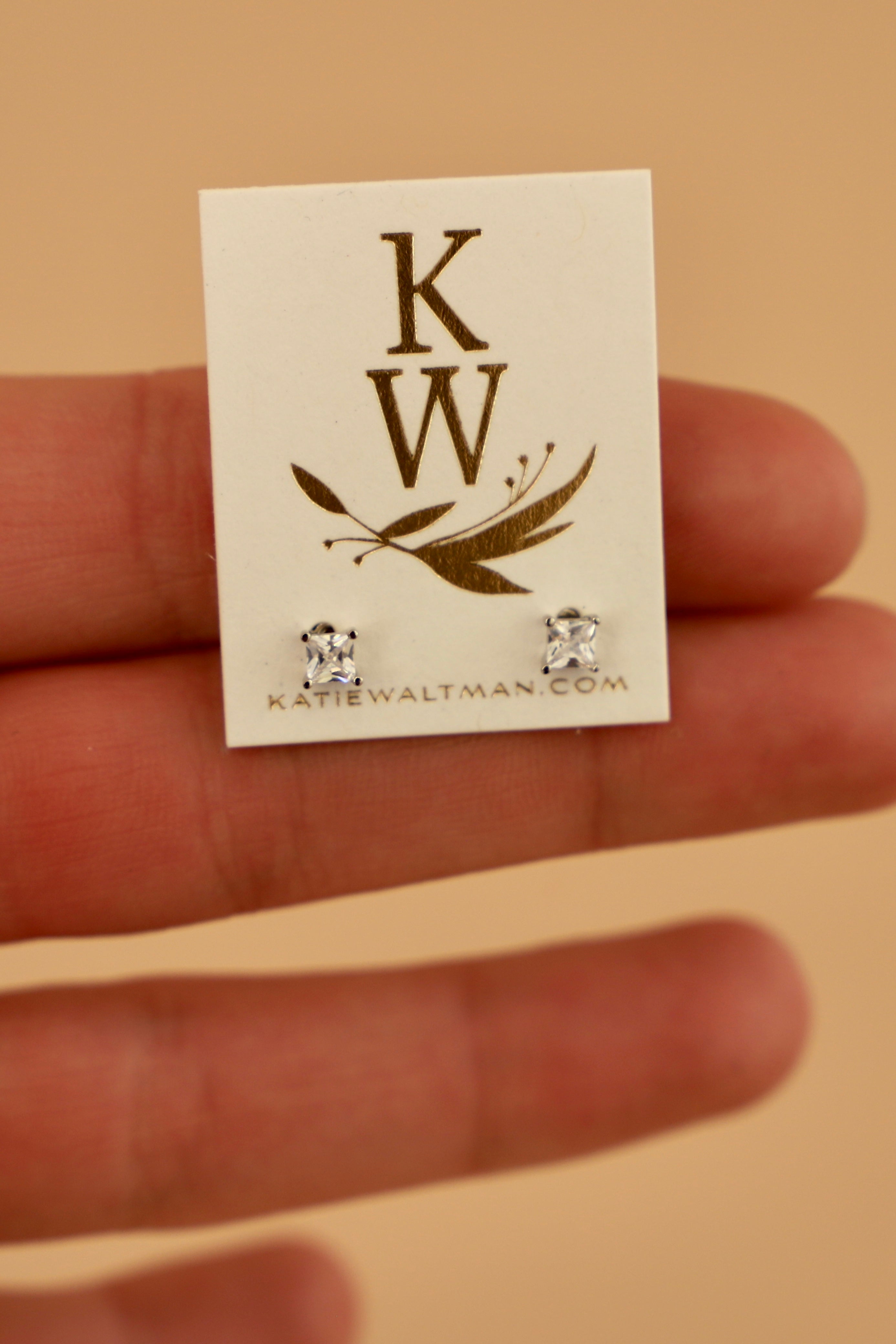  SILVER SQUARE CZ STUD