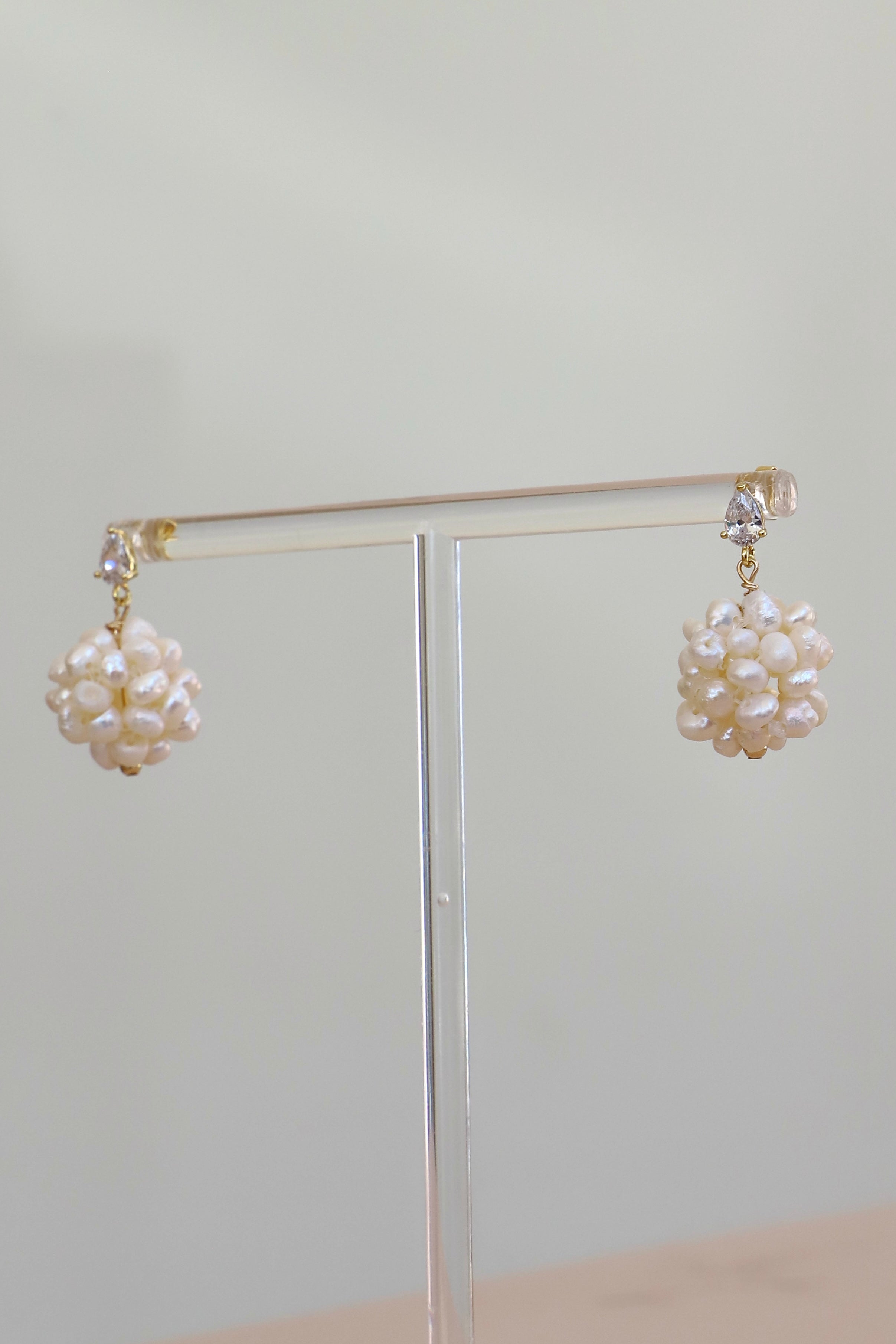  ELLE PEARL CLUSTER EARRINGS