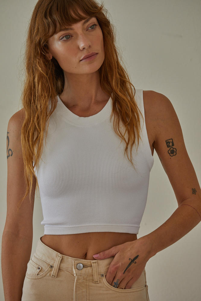  FINELY RIBBED MUSCLE TANK