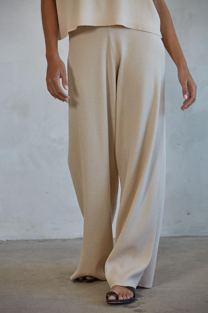  LEONIE PANT