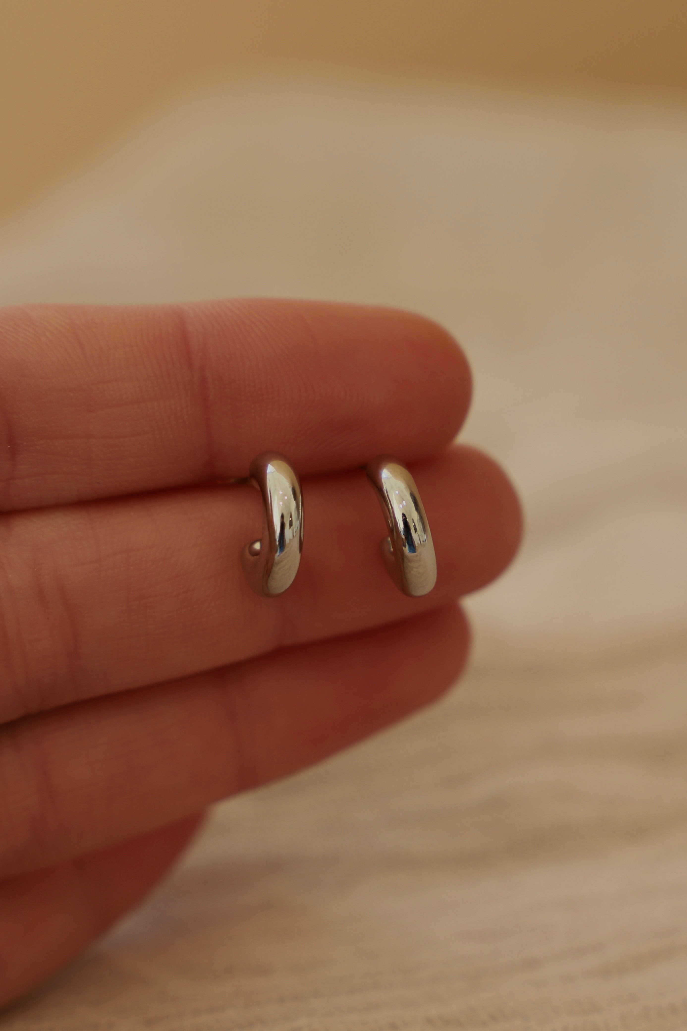  ONE AND ONLY MINI HOOPS