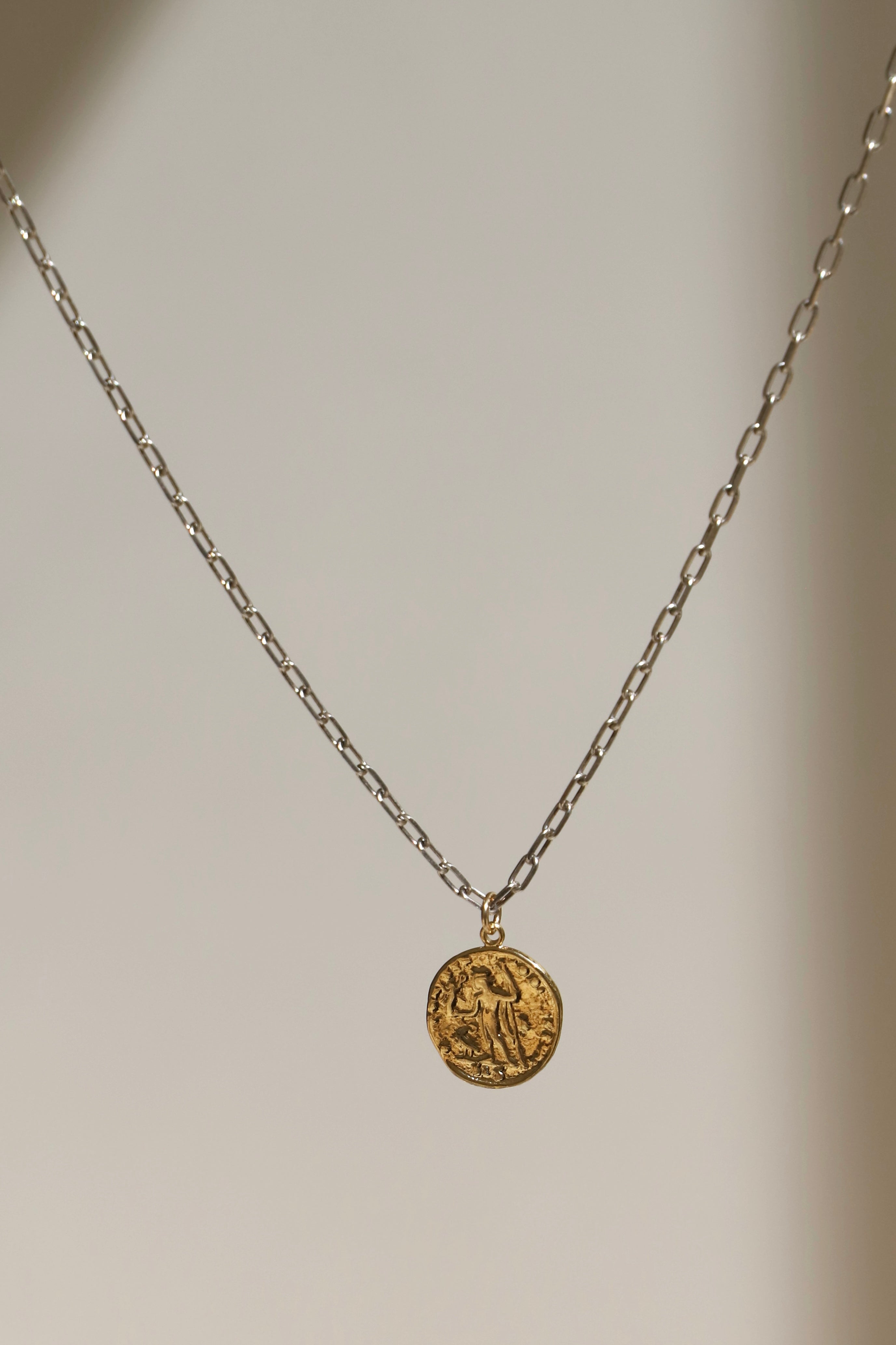  THE SORELLA NECKLACE