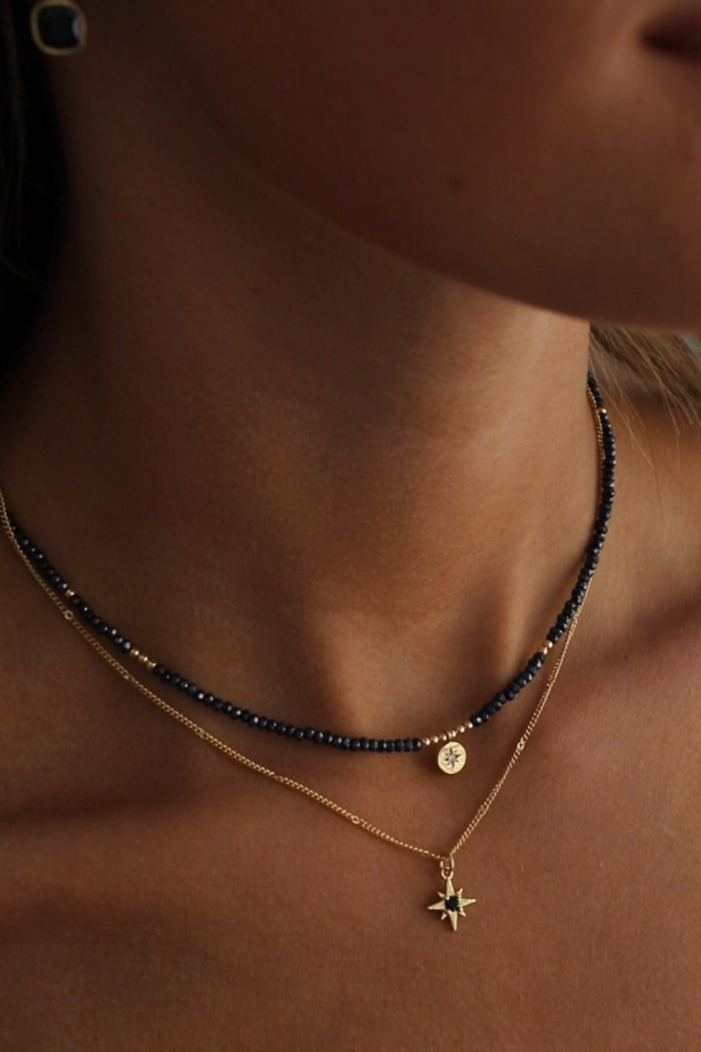  PETITE BLACK STARBURST NECKLACE