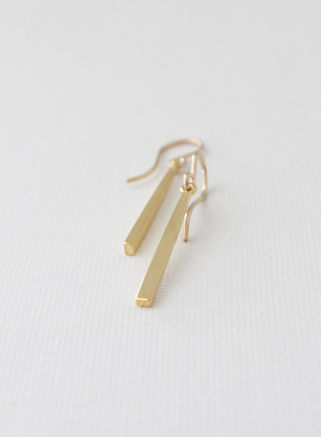  PETITE BAR EARRINGS