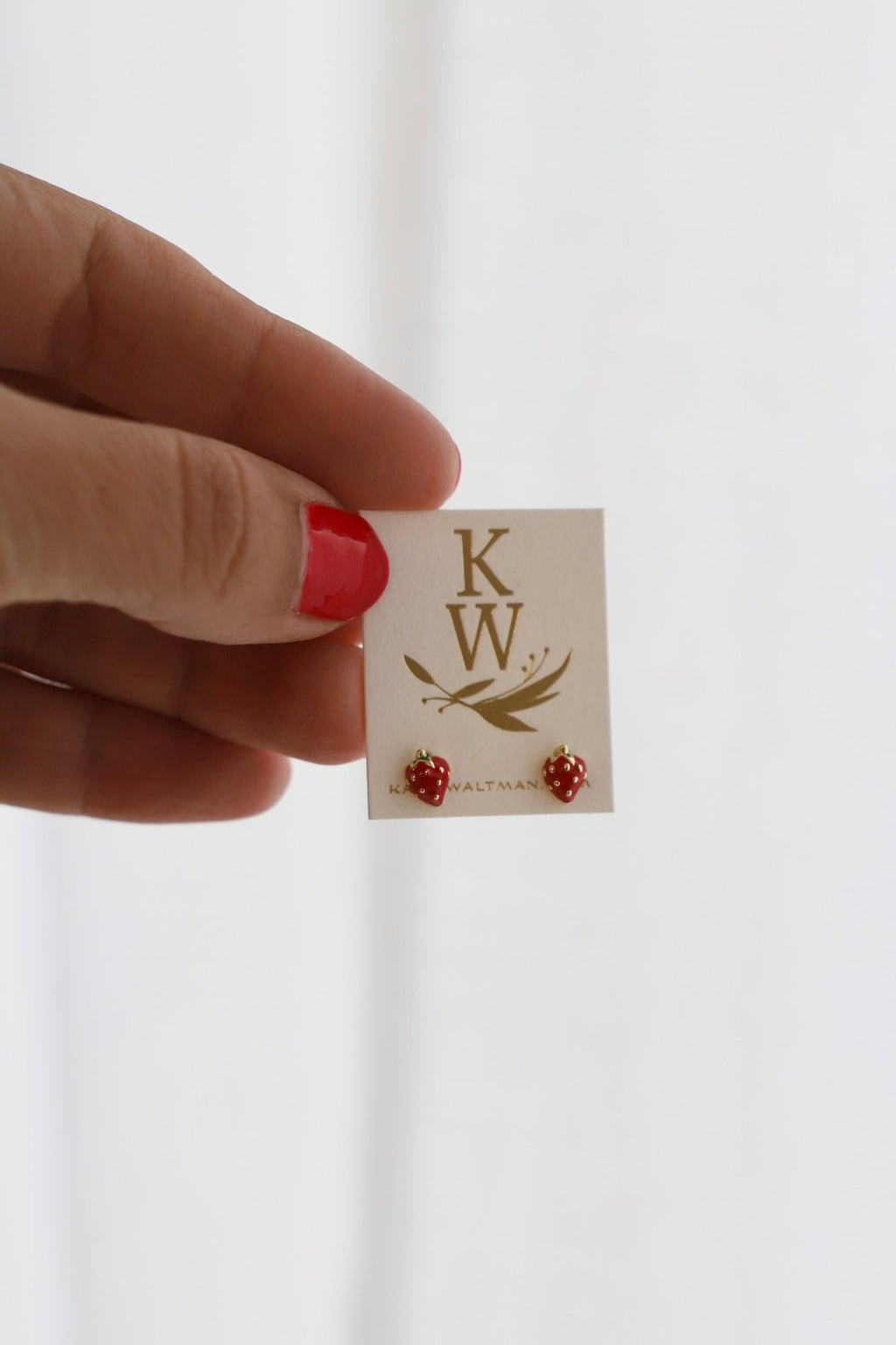  MINI STRAWBERRY STUDS