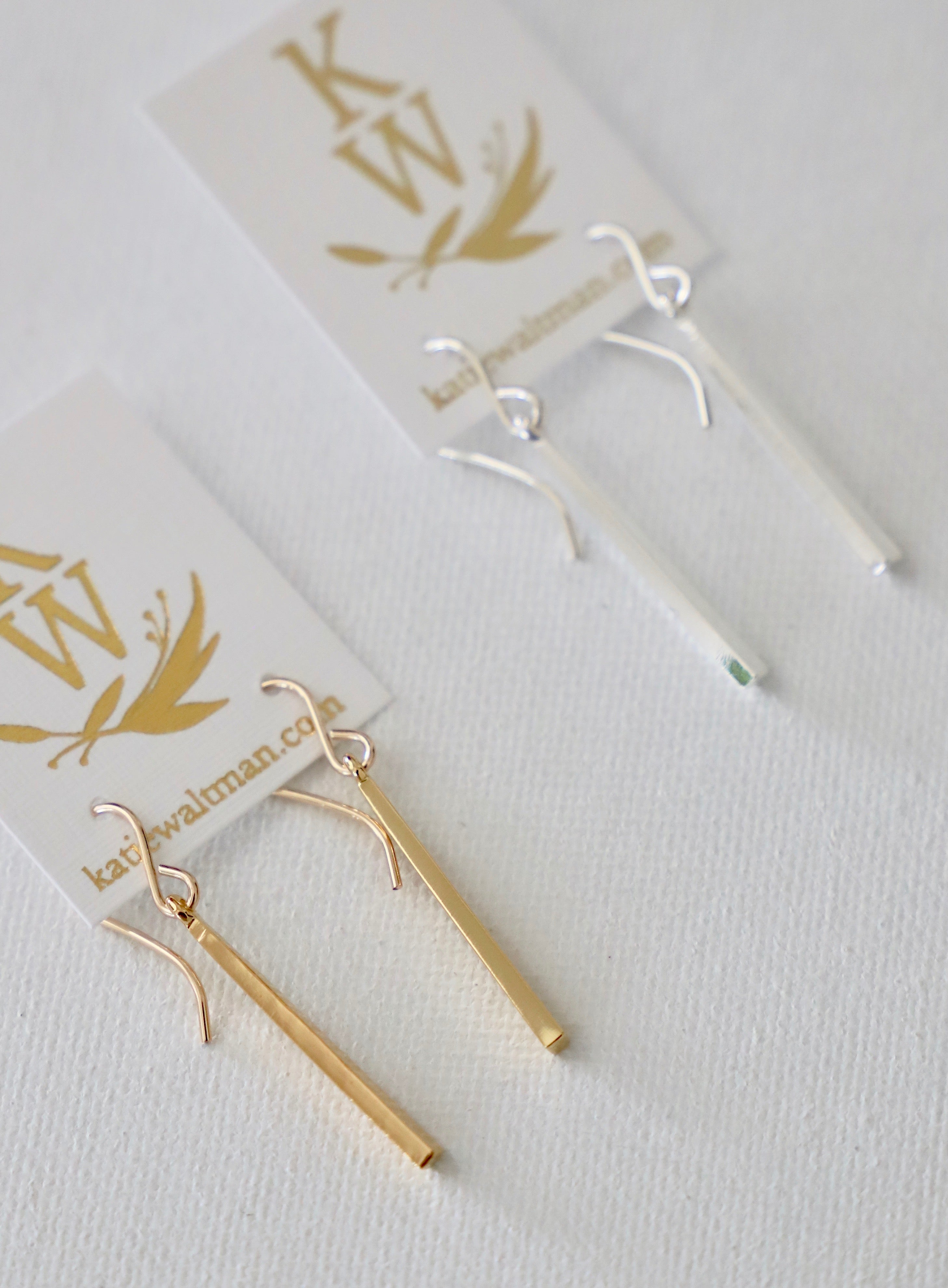  PETITE BAR EARRINGS