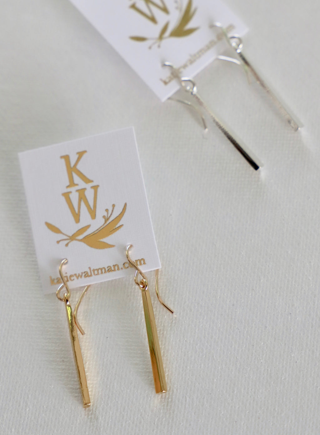  PETITE BAR EARRINGS