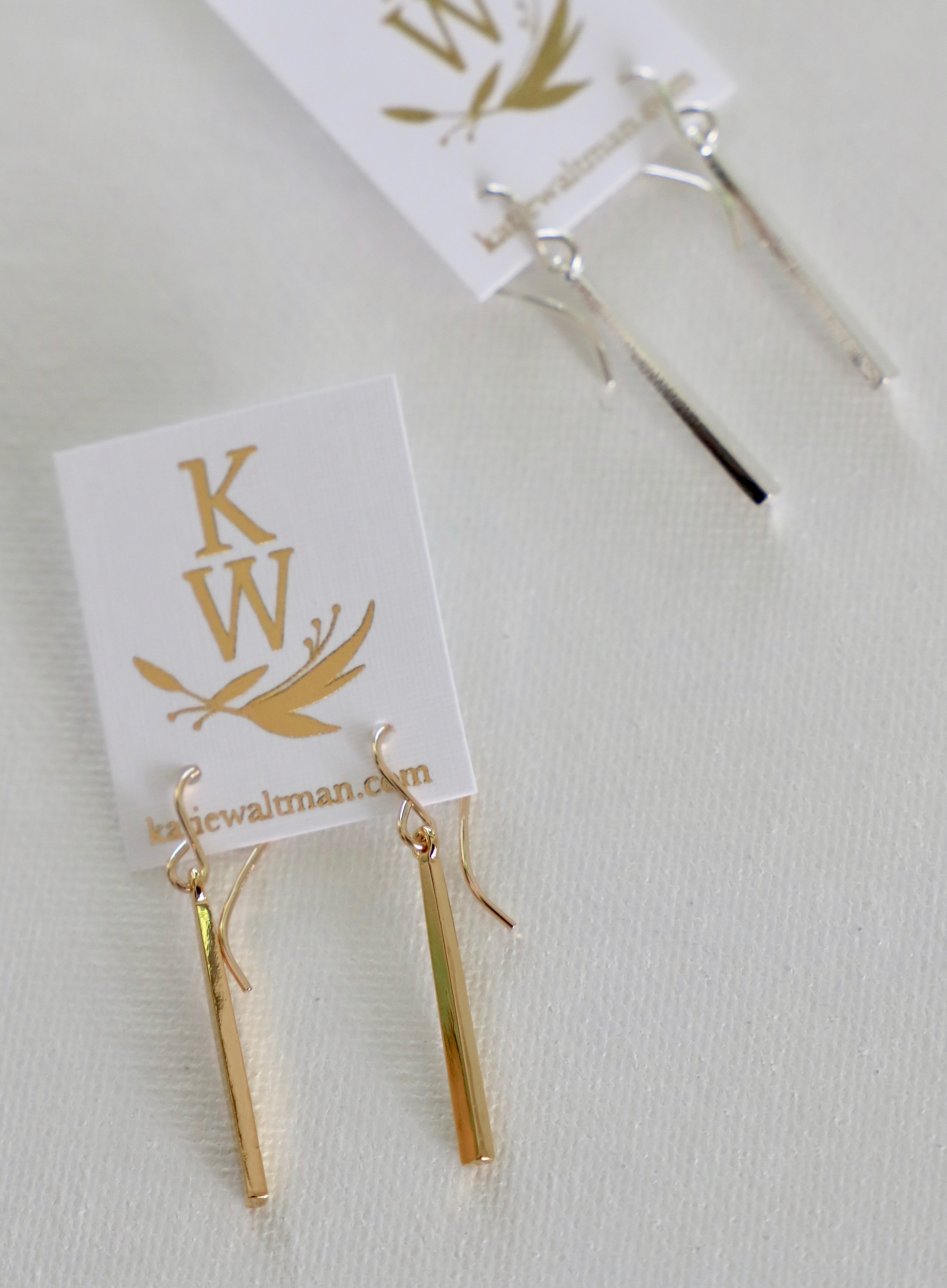  PETITE BAR EARRINGS