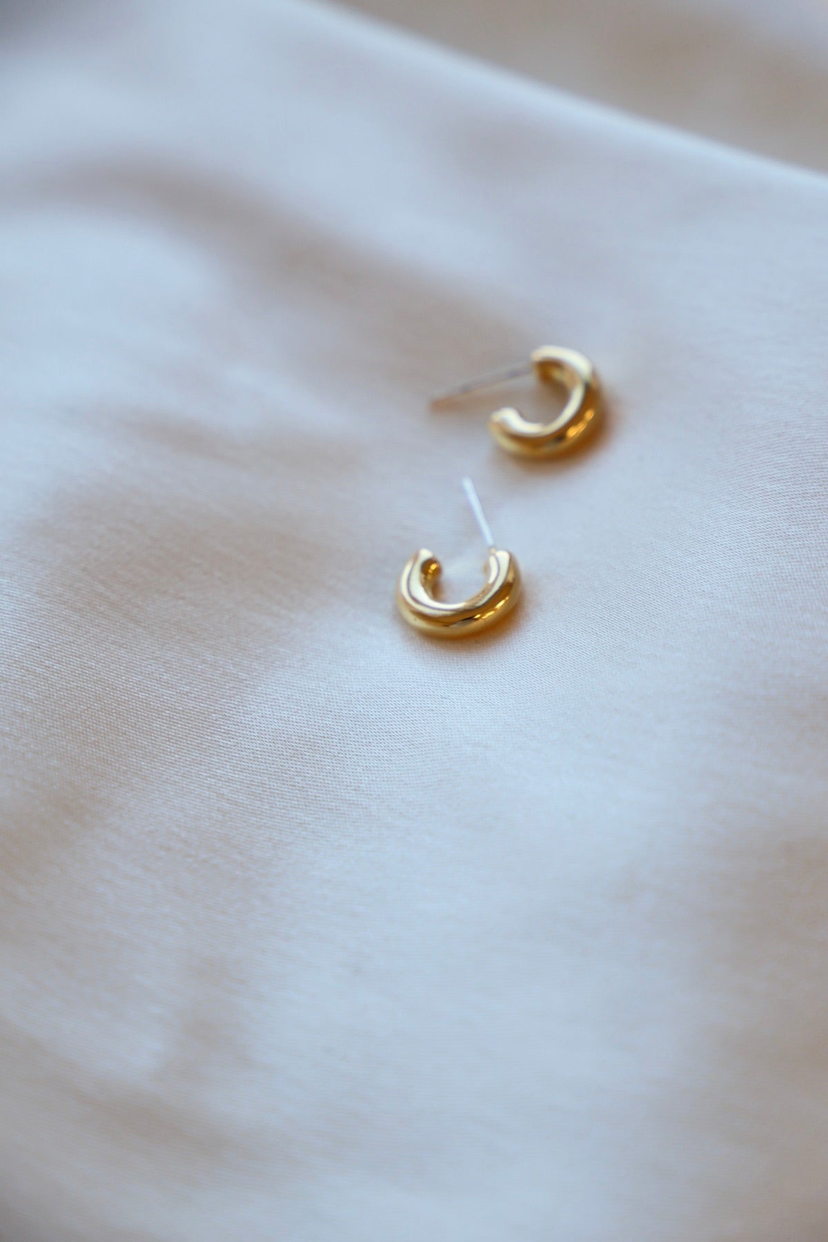  ONE AND ONLY MINI HOOPS