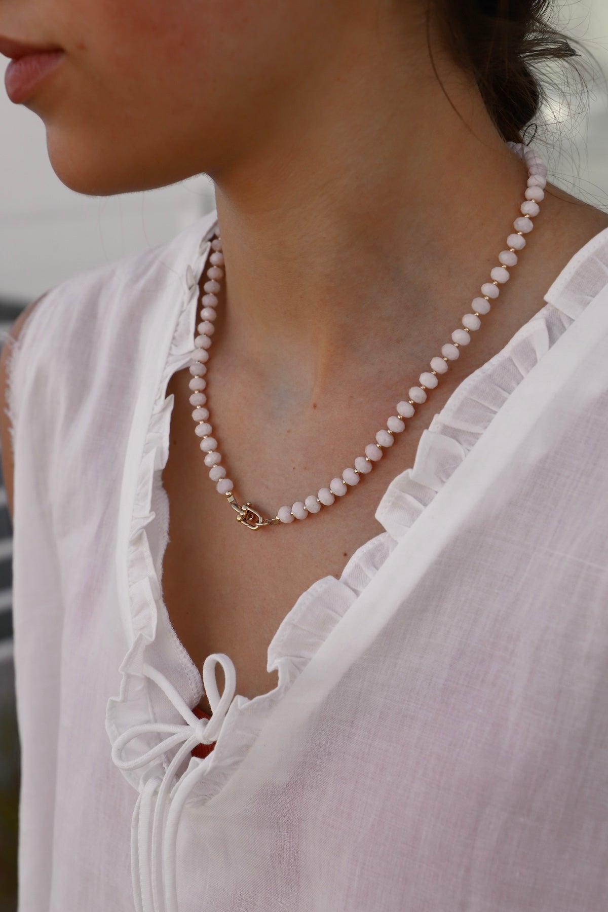  POWDER MORGANITE BEADED NECKLACE
