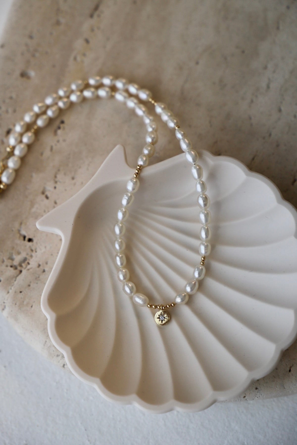  PEARL BEADED STAR MEDALLION NECKLACE