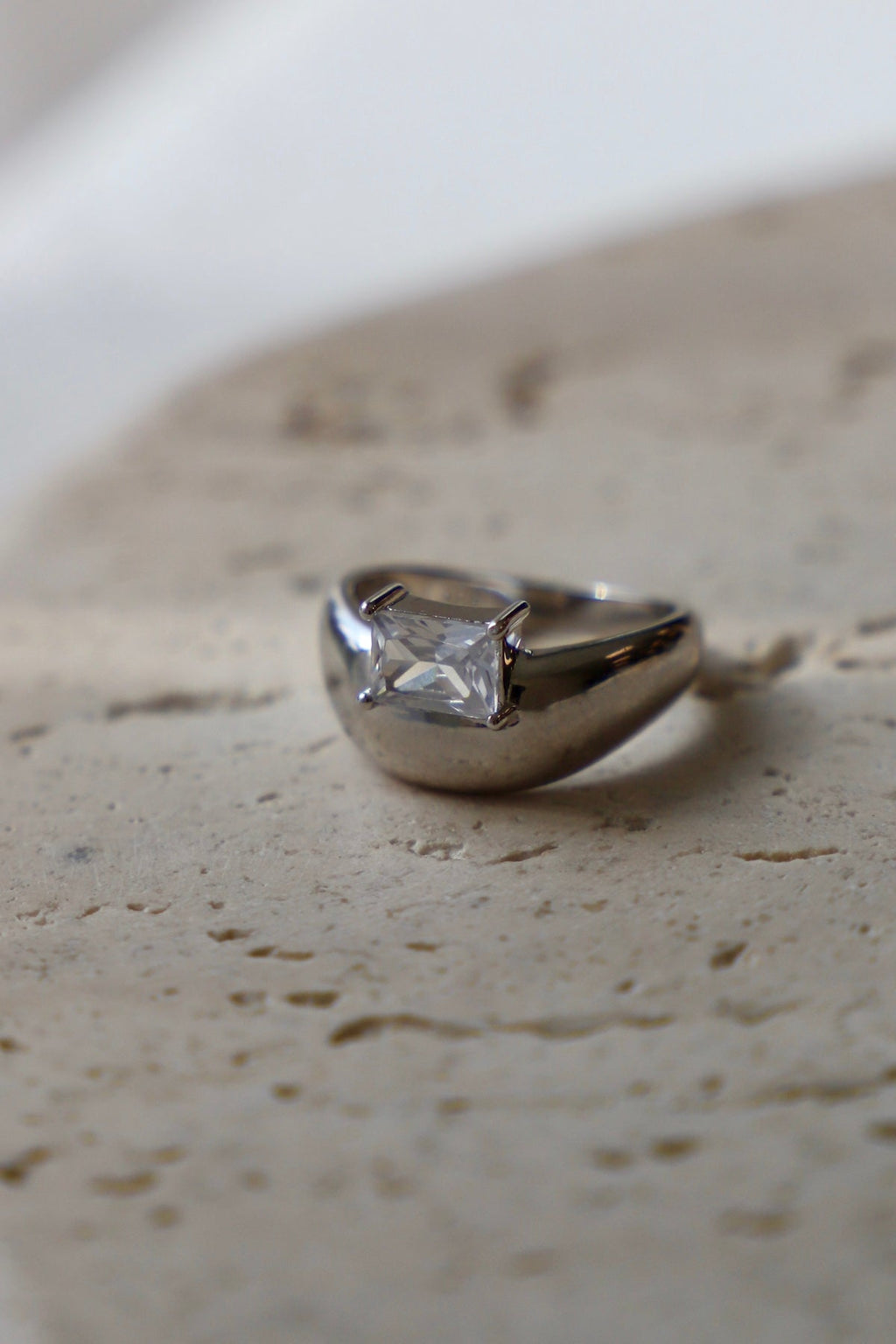  SHAY BAGUETTE CZ RING