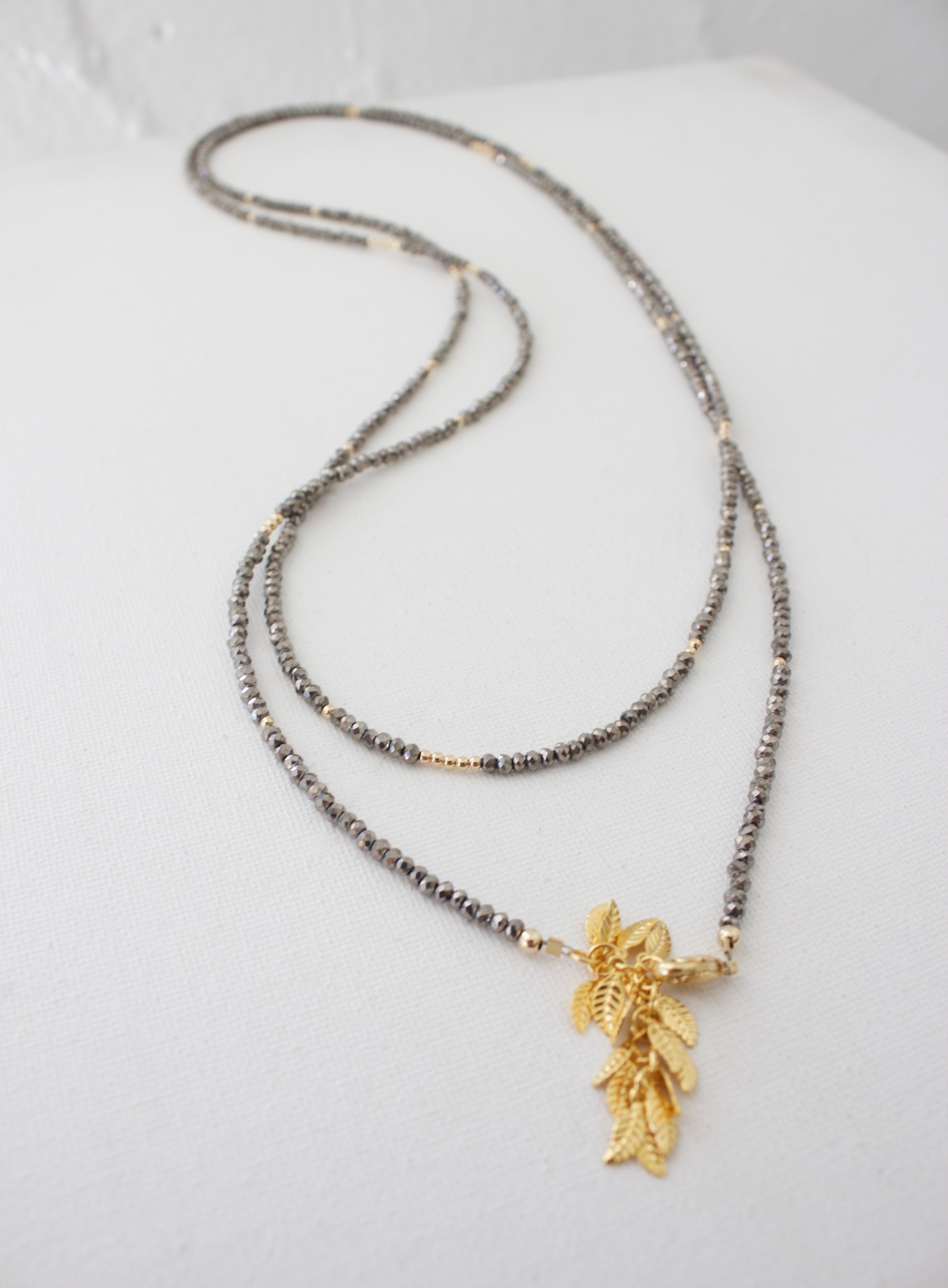  METALLIC PETITE CRYSTAL DOUBLE WRAP NECKLACE