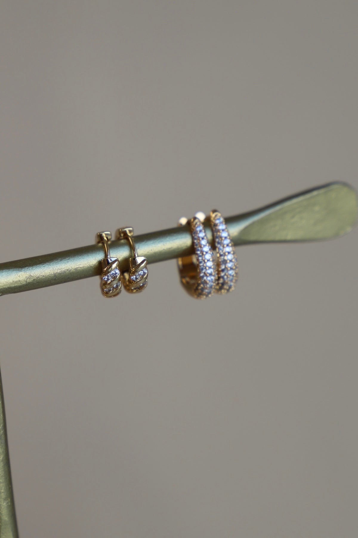  JESSIE CZ ROPE HUGGIE HOOP