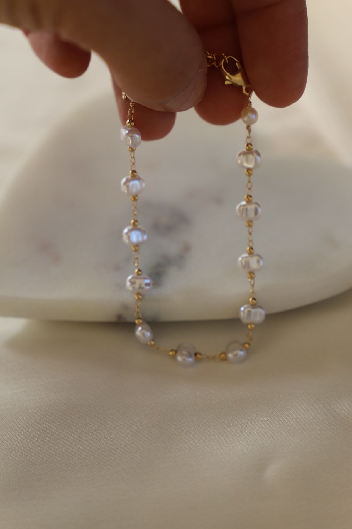  PEARL STATION CHAIN BRACELET
