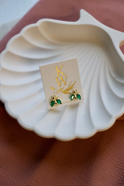  EMERALD BEE STUDS