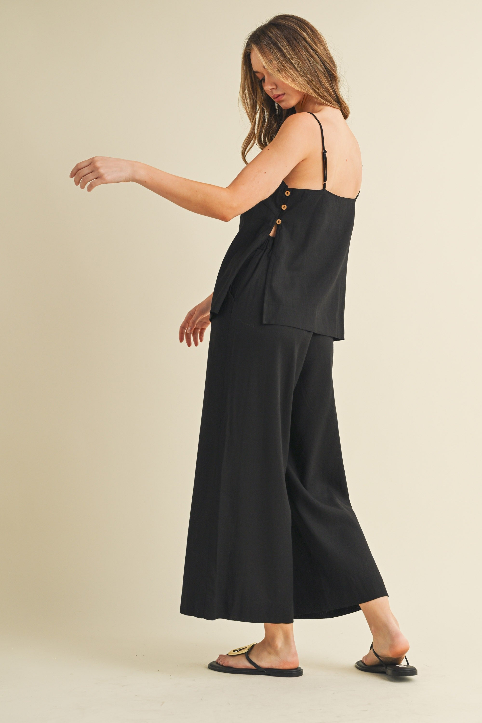  MIA TOP - BLACK