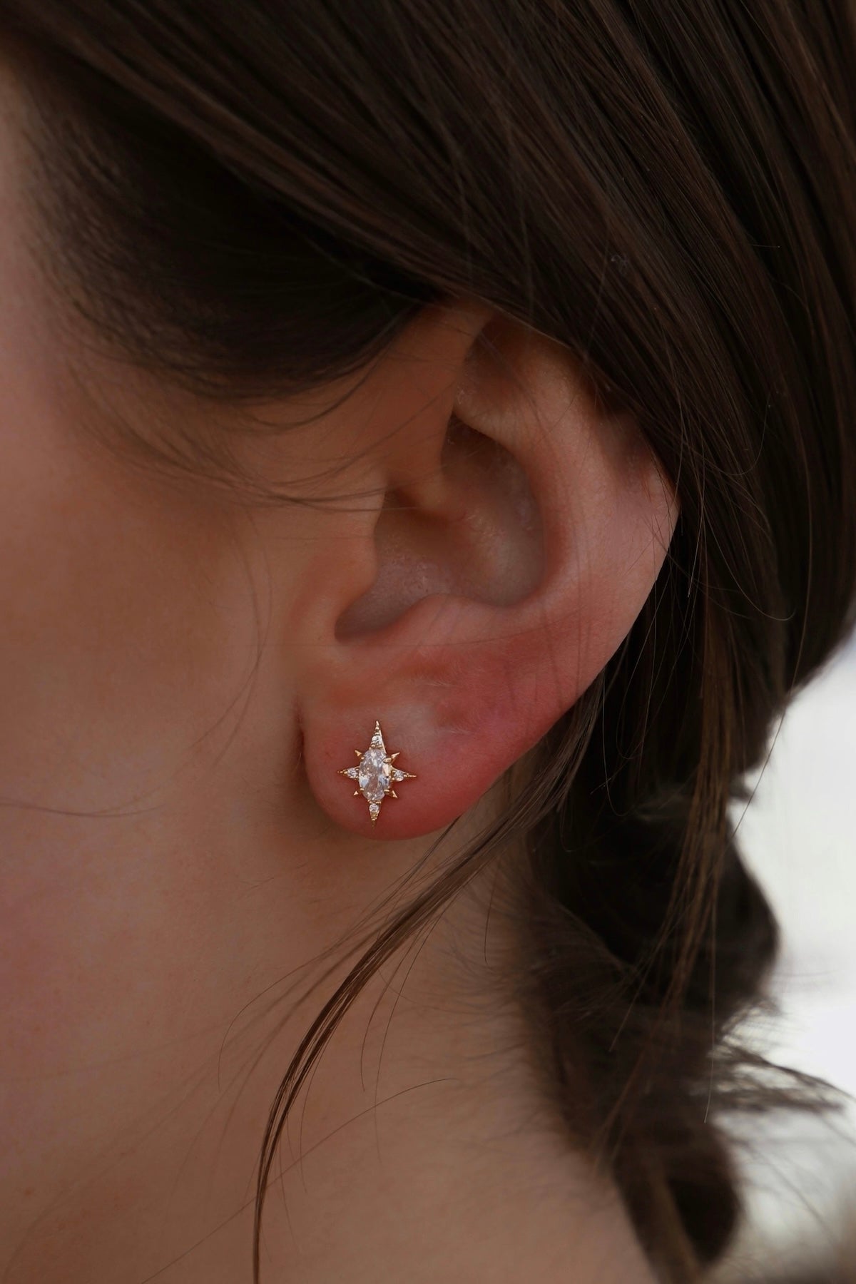  STARLIGHT CZ STUDS
