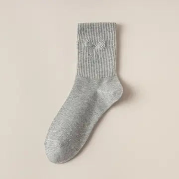  EMBROIDERED BOW SOCKS